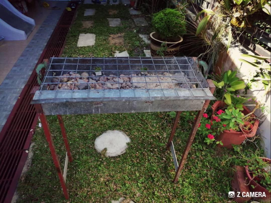 Kelly Homestay Sibu Εξωτερικό φωτογραφία